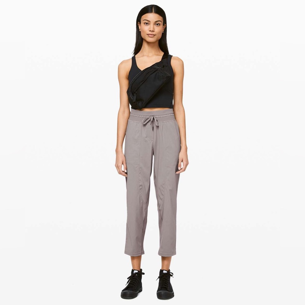 Lululemon athletica dance studios tan/purple color - Picture 4 of 9